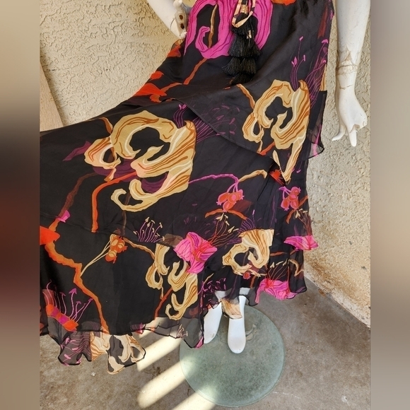 The Martinique Dress by SOUVENIR - Picture 5 of 14